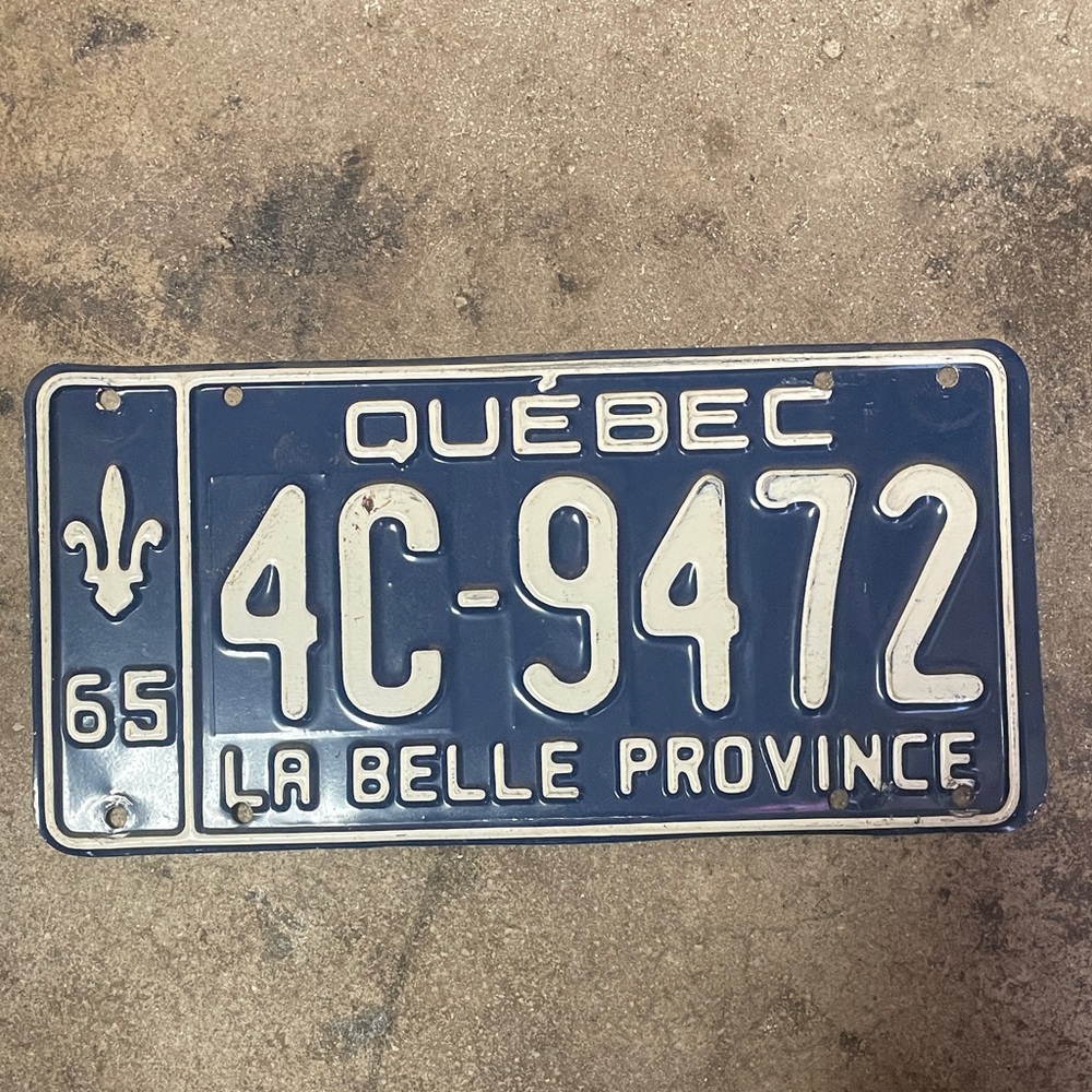 Vintage Quebec License Plate